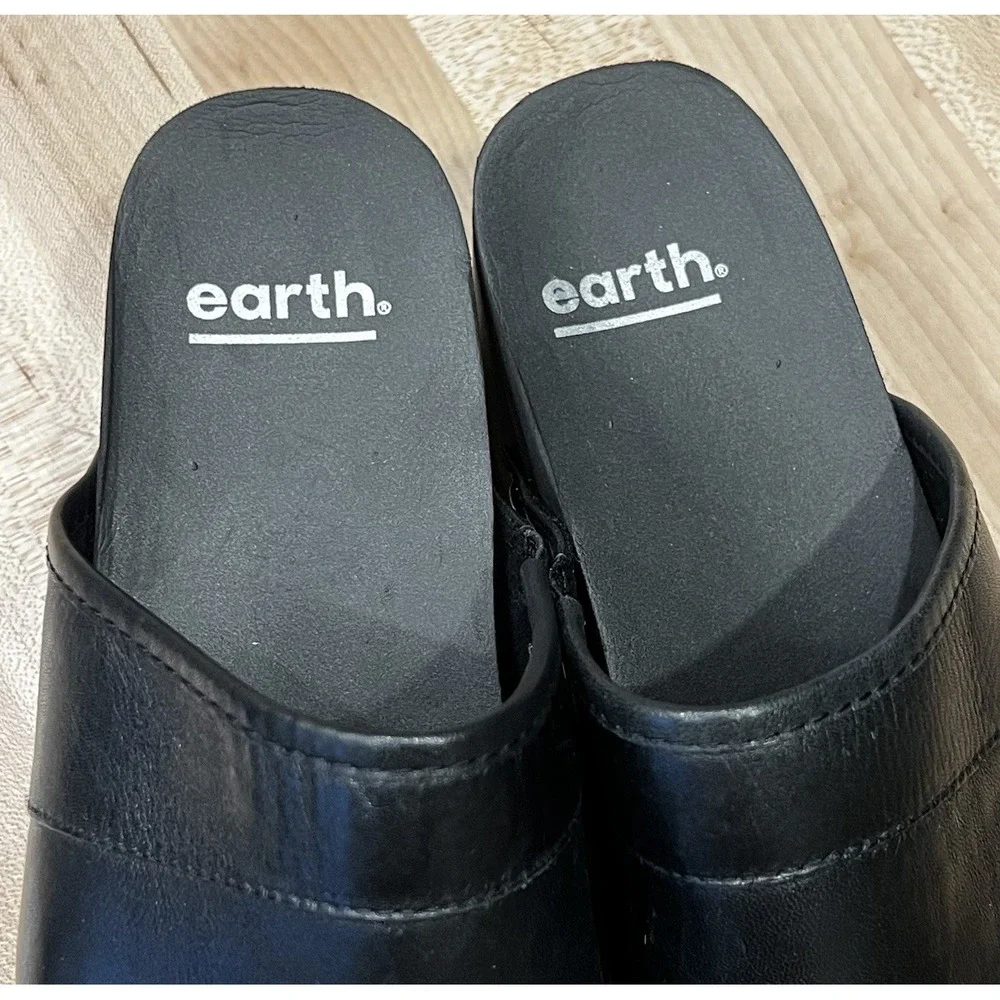 Earth Pine Tiga Soft Calf Black Leather Platform Slides, Women's Size 8